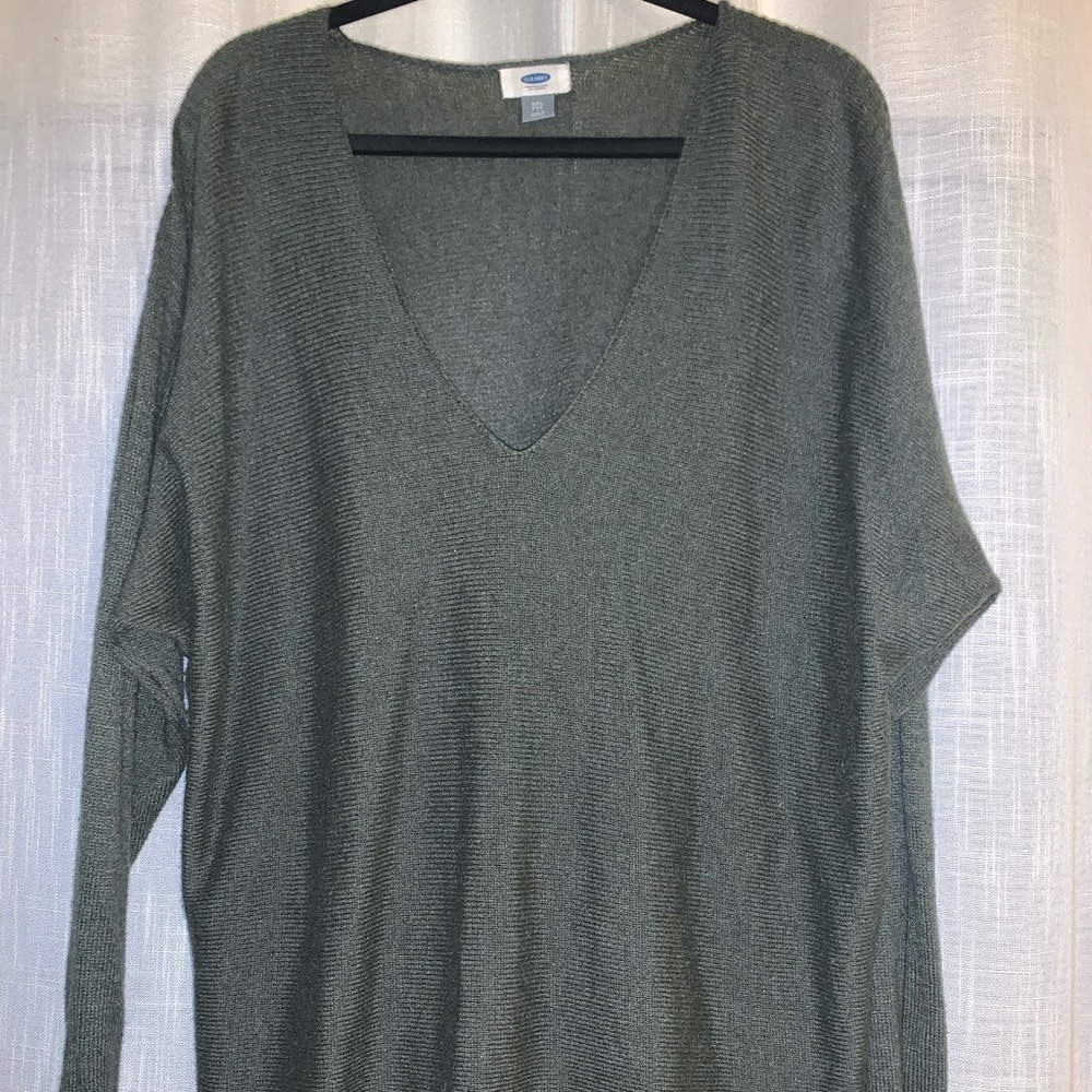 Forrest green sweater from Old Navy.